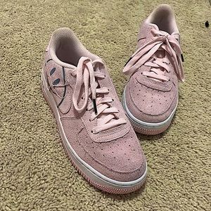 Pink smiley face Air Force 1